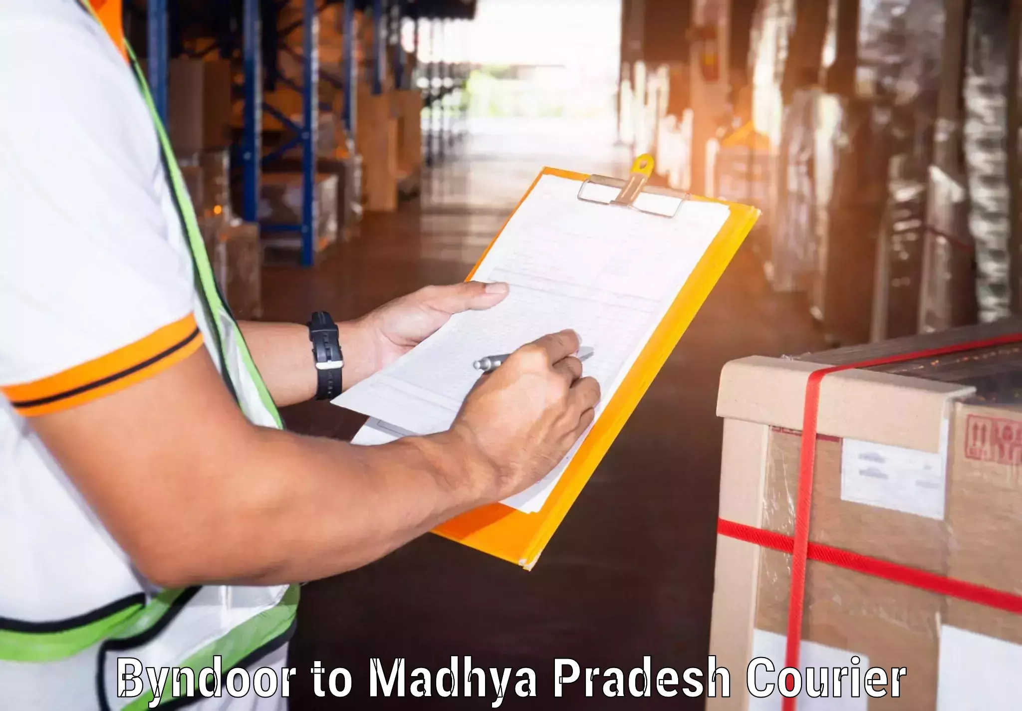 Quality courier services Byndoor to Chhatarpur