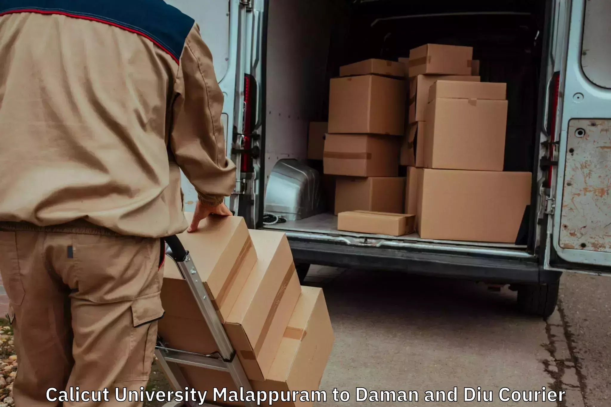 Customized moving experience Calicut University Malappuram to Diu