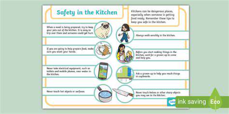 SupervisionandClearRules:TheCornerstonesofKitchenSafety