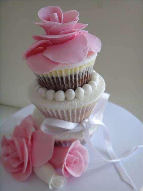 Homemade Cupcakes: Decorating Inspiration