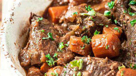 SlowCookers:EffortlessMealsforBusyLifestyles