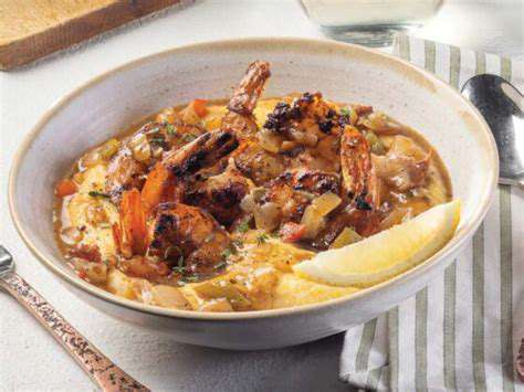 ATasteoftheSouth:WhatMakesShrimp&GritsSpecial