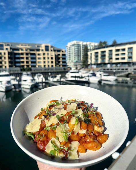 FromtheCoasttotheTable:SeafoodandBeyond